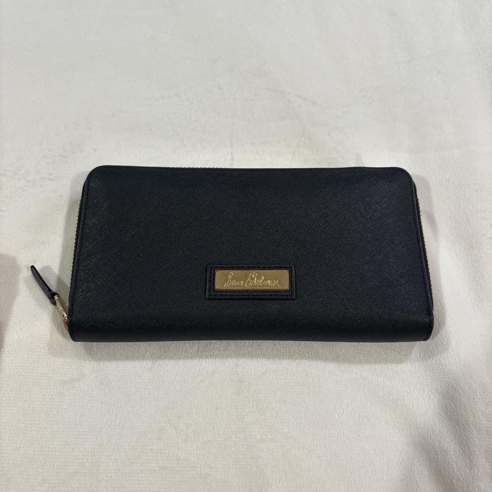 Sam Edelman Black Leather Zip Around Wallet Gold Logo Plate